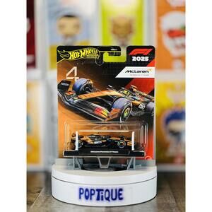 Hot Wheels Formula 1 McLaren Lando Norris #4 Premium 1:64 Vehicle